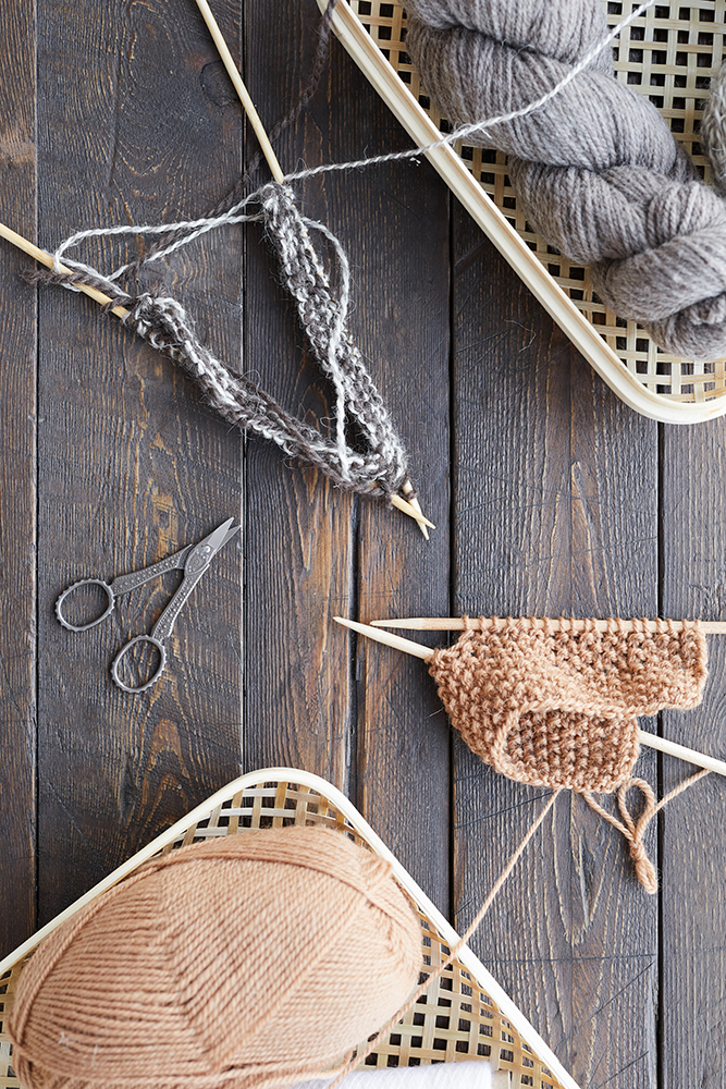 needlework-at-the-table-2023-11-27-05-00-24-utc